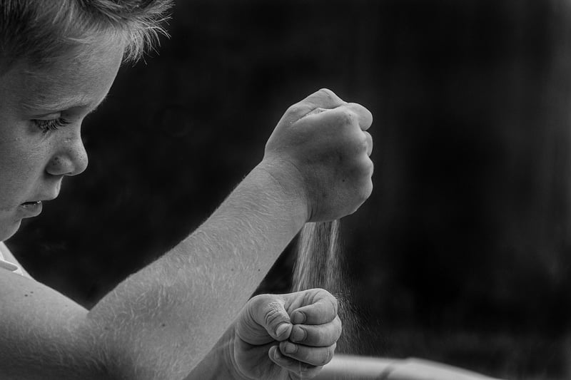 Bricolez avec les enfants en 2026 : activités créatives et sécurisées à essayer